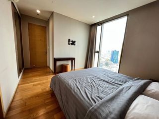 For sale 2 bed condo in Yan Nawa, Bangkok