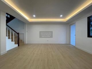 Продажа 4 спальни таунхаус в Кхлонг Сам Ща, Бангкок