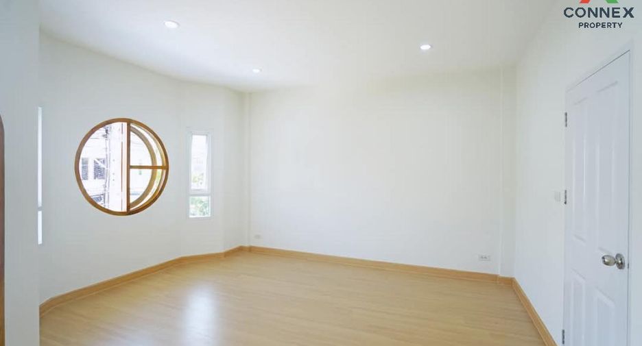 For sale 3 bed house in Pak Kret, Nonthaburi
