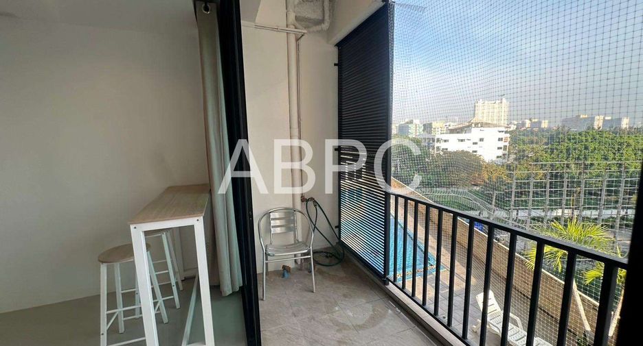 For sale 1 bed condo in Bang Lamung, Chonburi