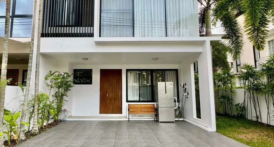 For rent 3 bed townhouse in Thalang, Phuket