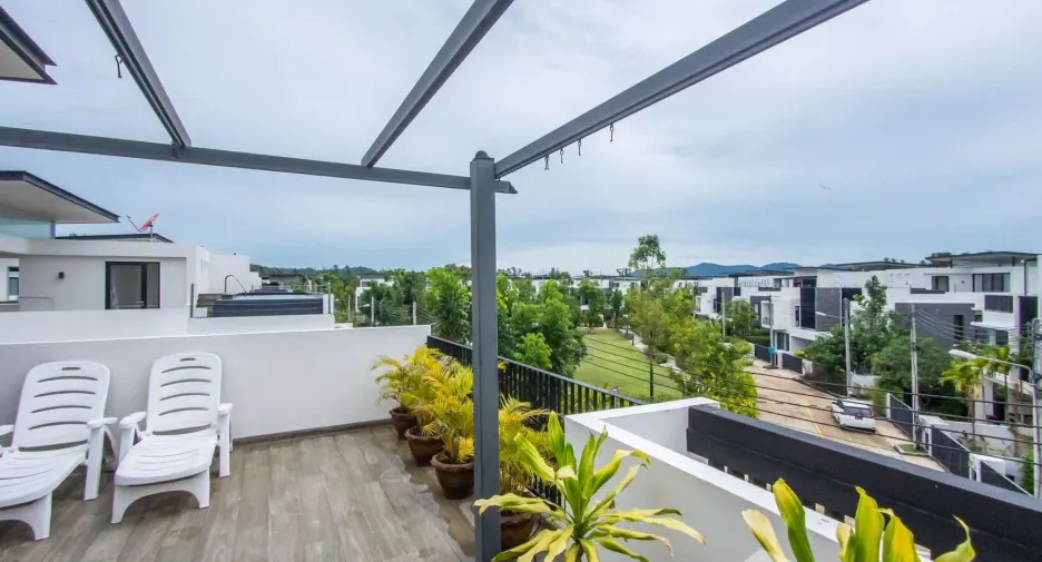 For rent 3 bed townhouse in Thalang, Phuket