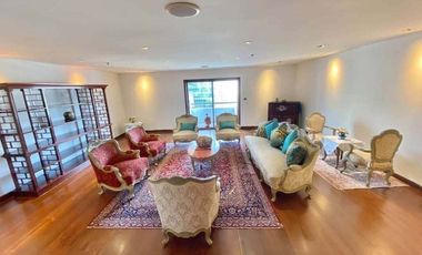 For rent 3 bed condo in Watthana, Bangkok