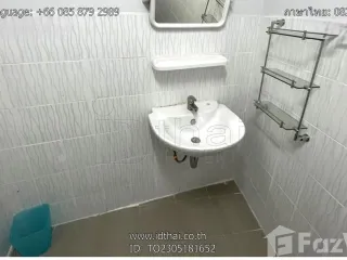 For sale 2 bed townhouse in Mueang Udon Thani, Udon Thani
