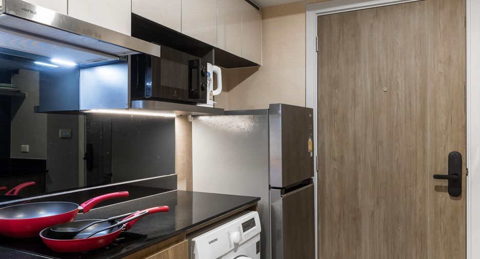 For rent 1 bed condo in Huai Khwang, Bangkok