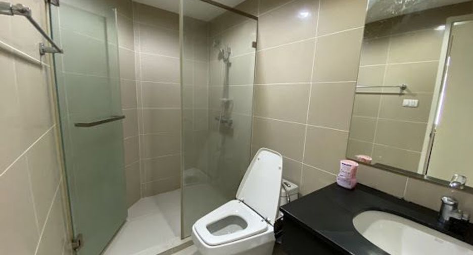 For rent 5 bed condo in Huai Khwang, Bangkok
