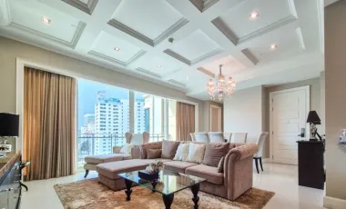 For rent 3 bed condo in Watthana, Bangkok