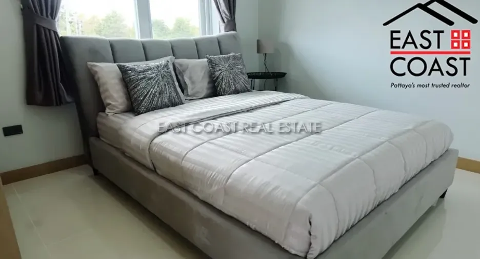 For rent and for sale 4 bedrooms house in Bang Lamung, Chonburi