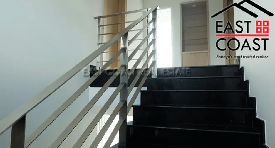 For rent and for sale 4 bedrooms house in Bang Lamung, Chonburi