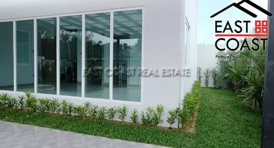 For rent and for sale 4 bedrooms house in Bang Lamung, Chonburi