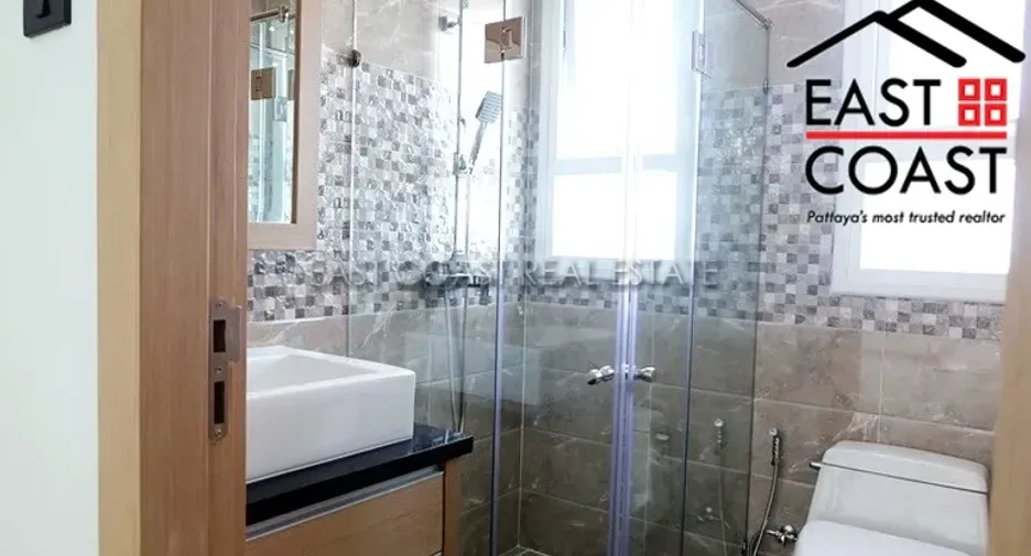 For rent and for sale 4 bedrooms house in Bang Lamung, Chonburi