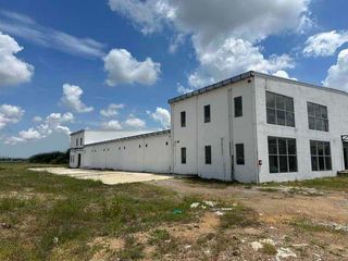 For rent warehouse in Sai Noi, Nonthaburi