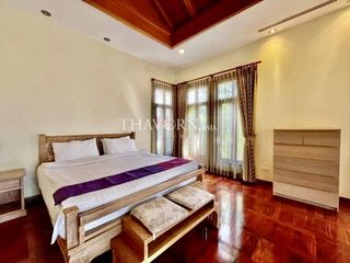 Haus zum Kauf mit 4 Zimmer in Bang Lamung, Chonburi