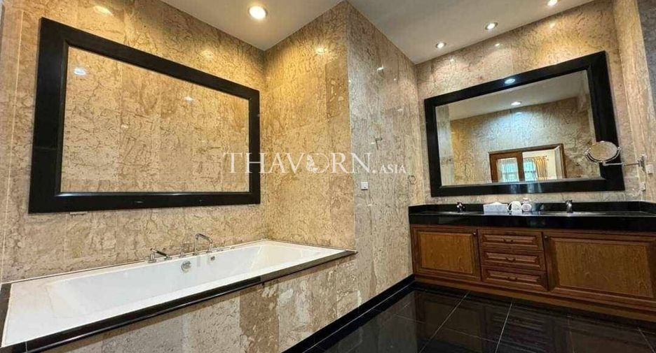 Haus zum Kauf mit 3 Zimmer in Sattahip, Chonburi
