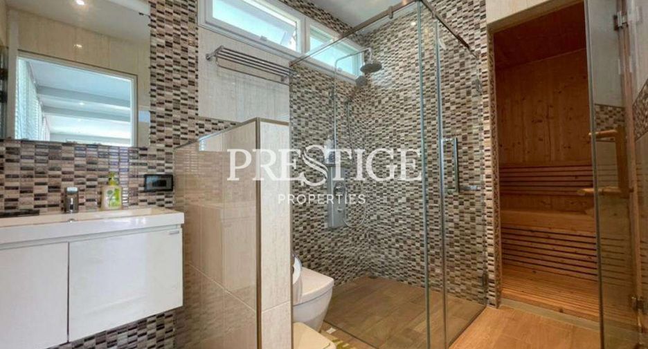 For sale 5 bedrooms house in Bang Lamung, Chonburi