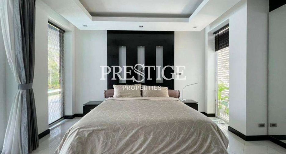 For sale 5 bedrooms house in Bang Lamung, Chonburi