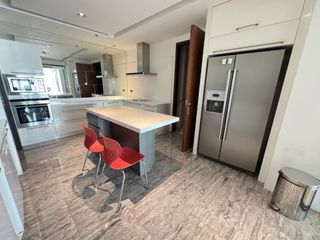 For rent 4 bed condo in Khlong Toei, Bangkok