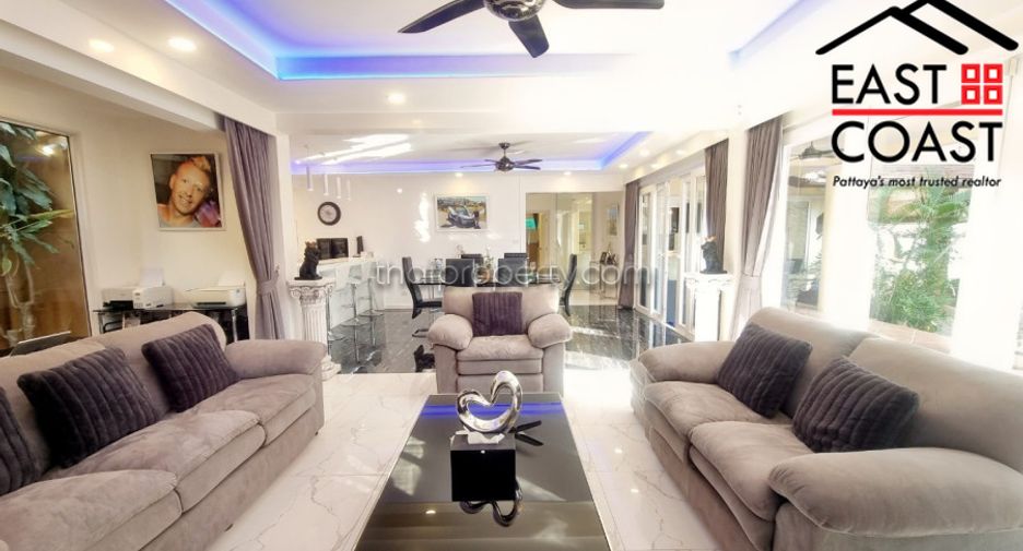 For sale 4 bedrooms house in Bang Lamung, Chonburi