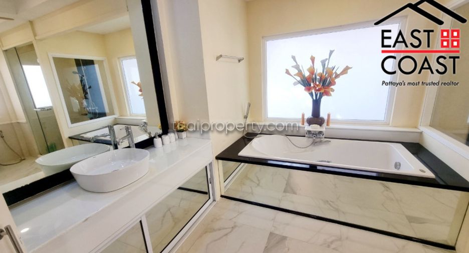 For sale 4 bedrooms house in Bang Lamung, Chonburi