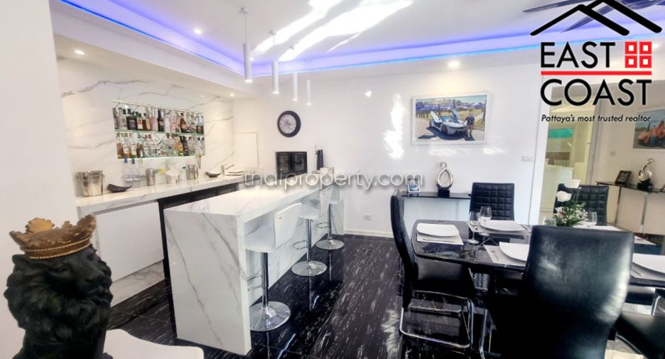 For sale 4 bedrooms house in Bang Lamung, Chonburi