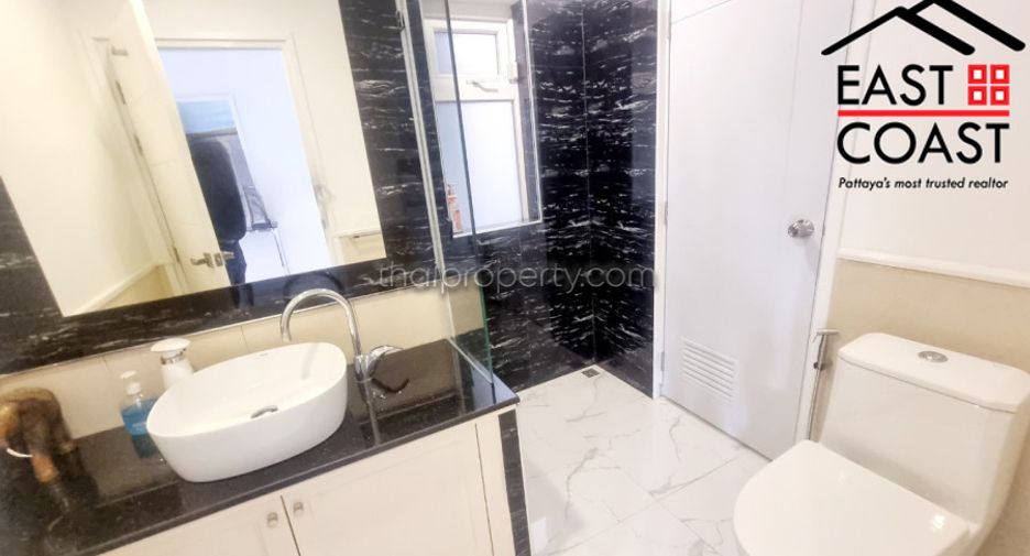 For sale 4 bedrooms house in Bang Lamung, Chonburi