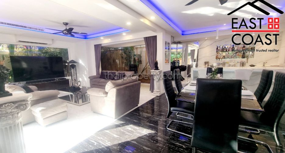 For sale 4 bedrooms house in Bang Lamung, Chonburi