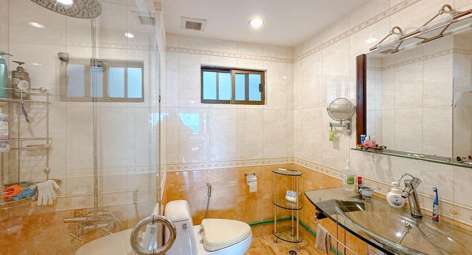 For sale 2 bedrooms condo in Sattahip, Chonburi
