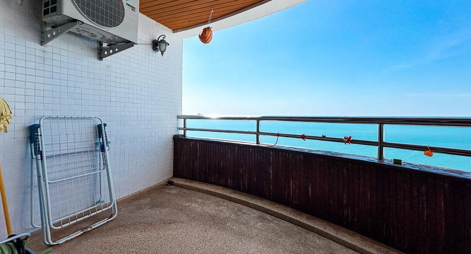 For sale 2 bedrooms condo in Sattahip, Chonburi
