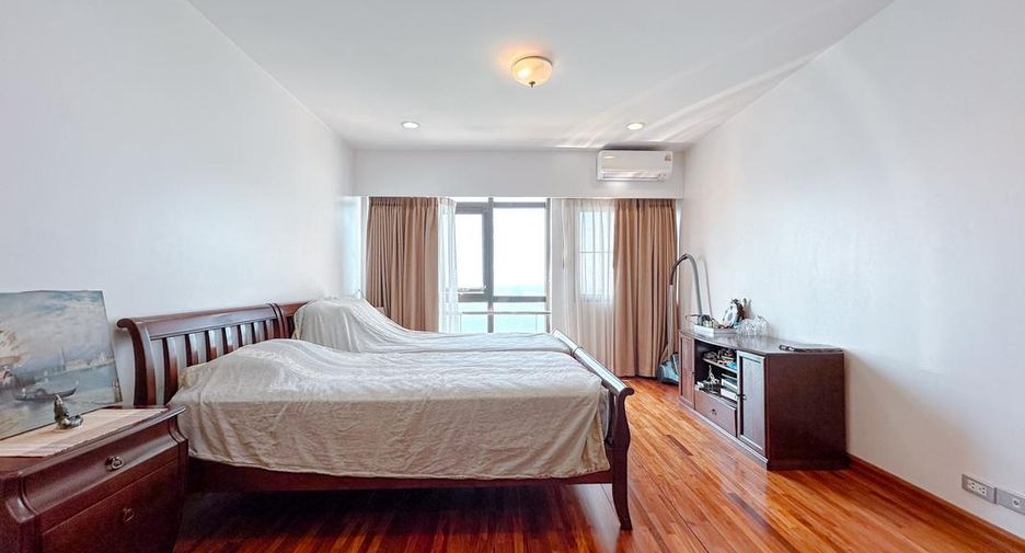 For sale 2 bedrooms condo in Sattahip, Chonburi