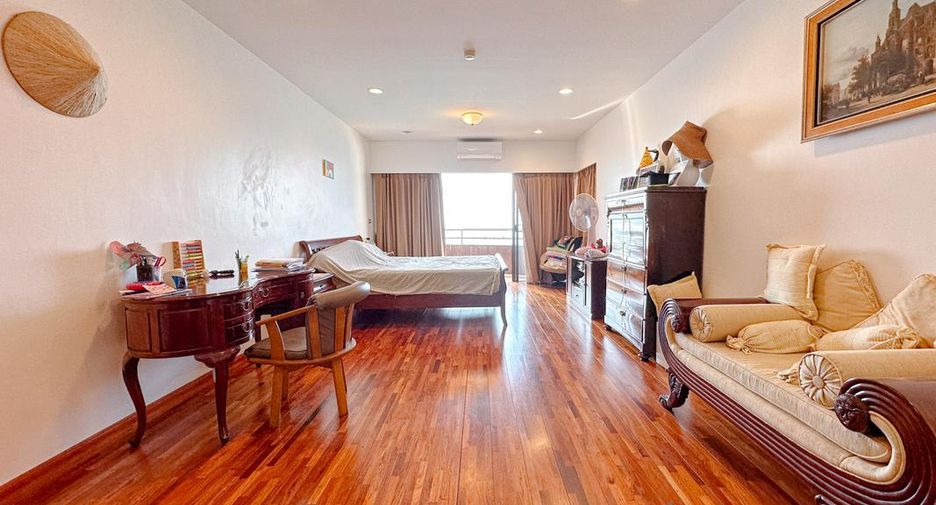 For sale 2 bedrooms condo in Sattahip, Chonburi