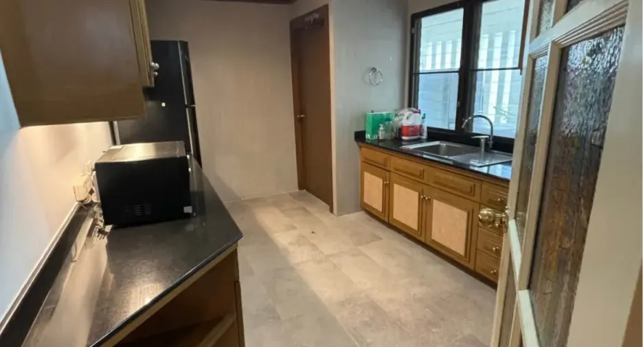 For rent 3 Beds condo in Khlong Toei, Bangkok
