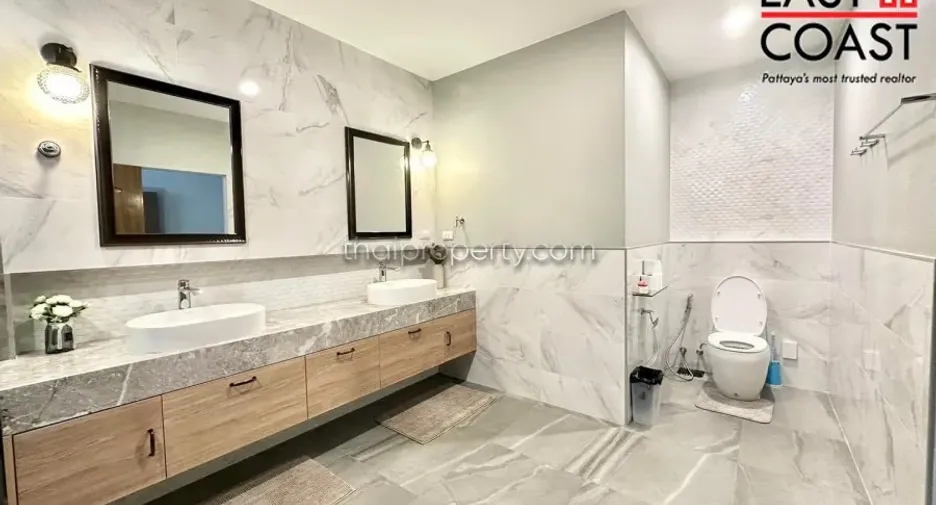 For rent and for sale 6 bedrooms house in Bang Lamung, Chonburi