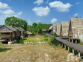 For sale 10 bed hotel in Klaeng, Rayong