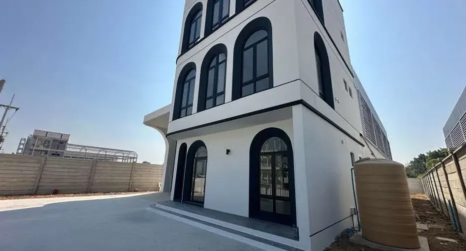 Almacén en venta en Lam Luk Ka, Pathum Thani