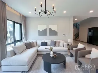 Аренда и продажа 5 спальни дом в Bang Phli, Самутпракан