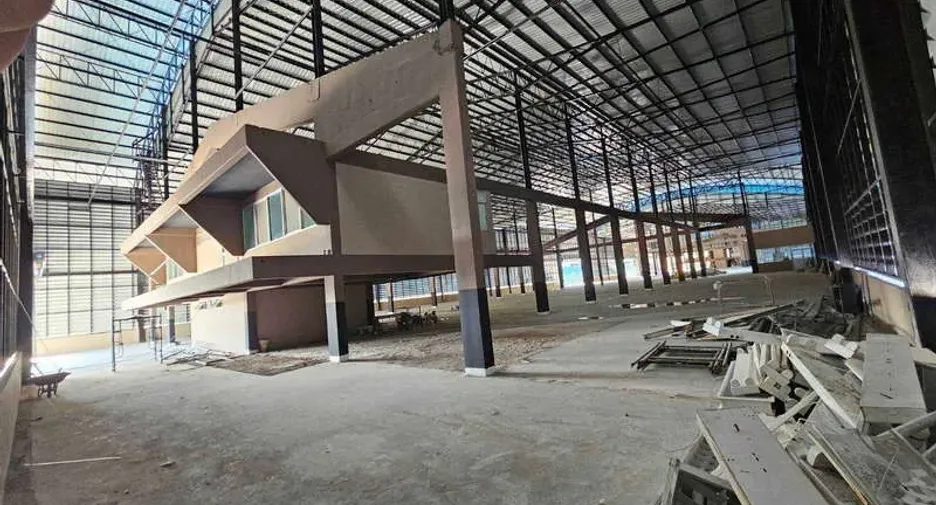 出租 仓库 在 Si Racha, Chon Buri