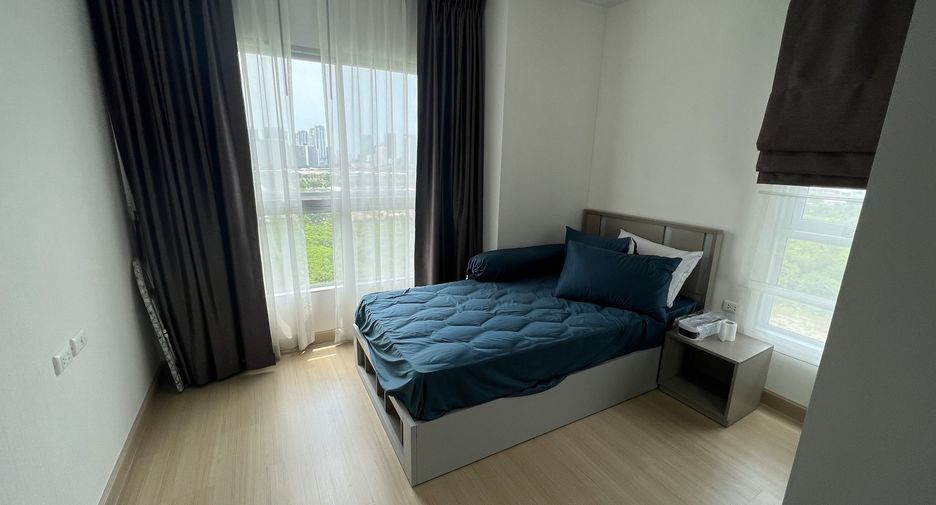 For rent 2 bed condo in Huai Khwang, Bangkok