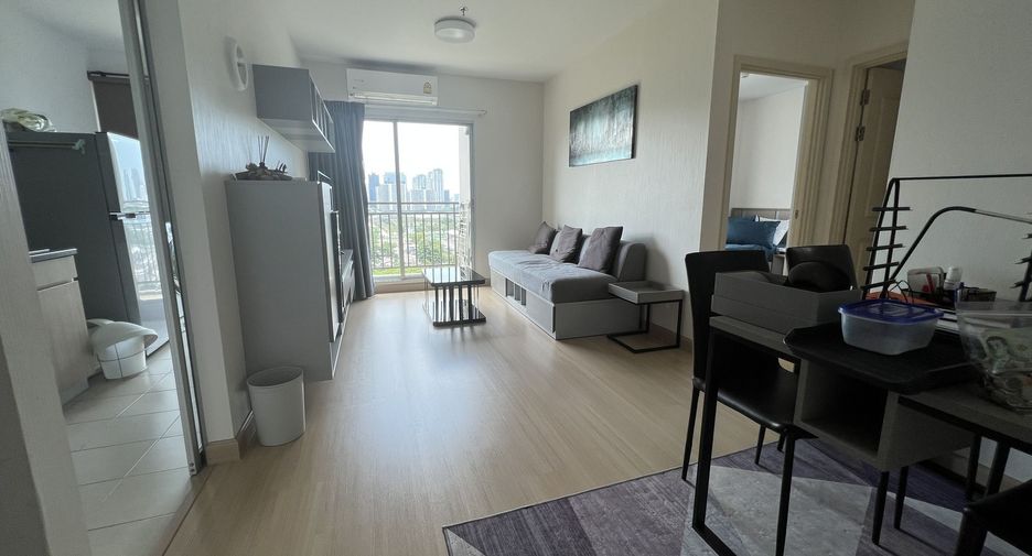 For rent 2 bed condo in Huai Khwang, Bangkok