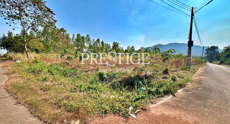 Terreno en venta en Sattahip, Chonburi