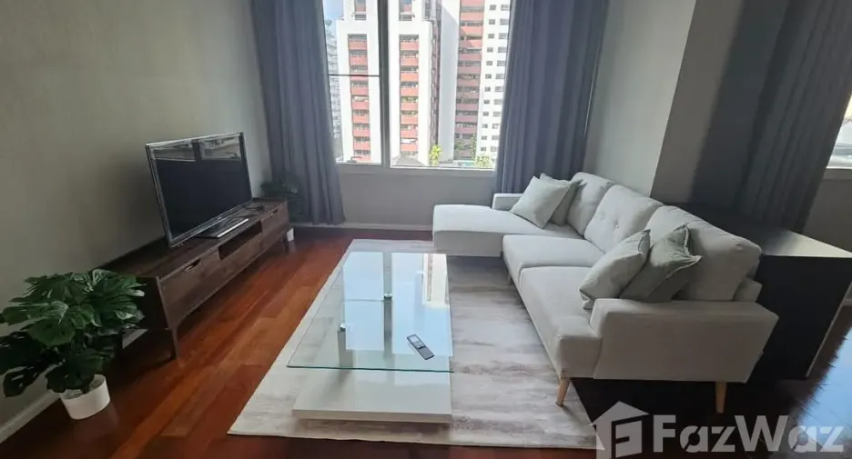 For rent 3 bed condo in Watthana, Bangkok