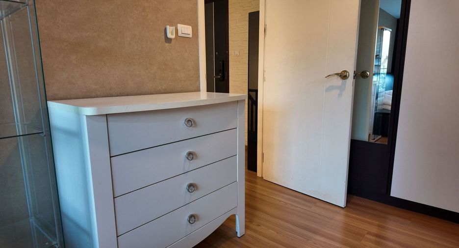 For sale 2 Beds condo in Lak Si, Bangkok