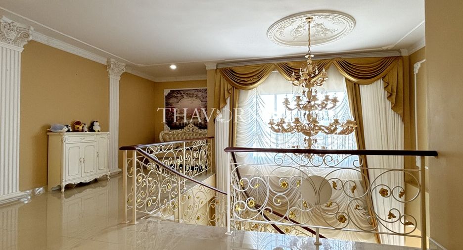 For sale 3 bed house in Bang Lamung, Chonburi