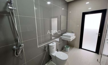 For rent and for sale 2 bed house in Bang Lamung, Chonburi