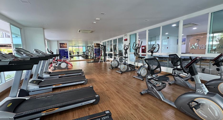 For sale 1 bed condo in Sattahip, Chonburi