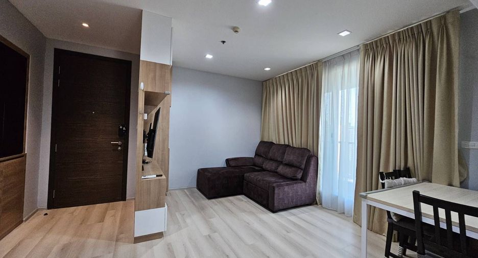 For sale 2 bed condo in Phaya Thai, Bangkok