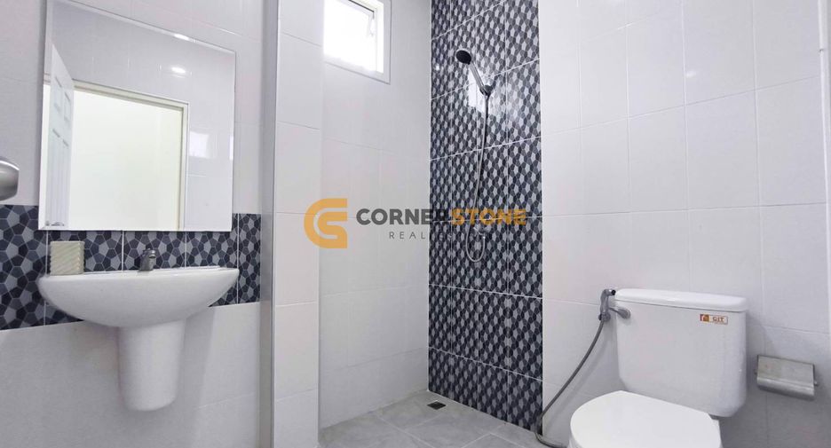 For rent and for sale 3 bedrooms house in Bang Lamung, Chonburi