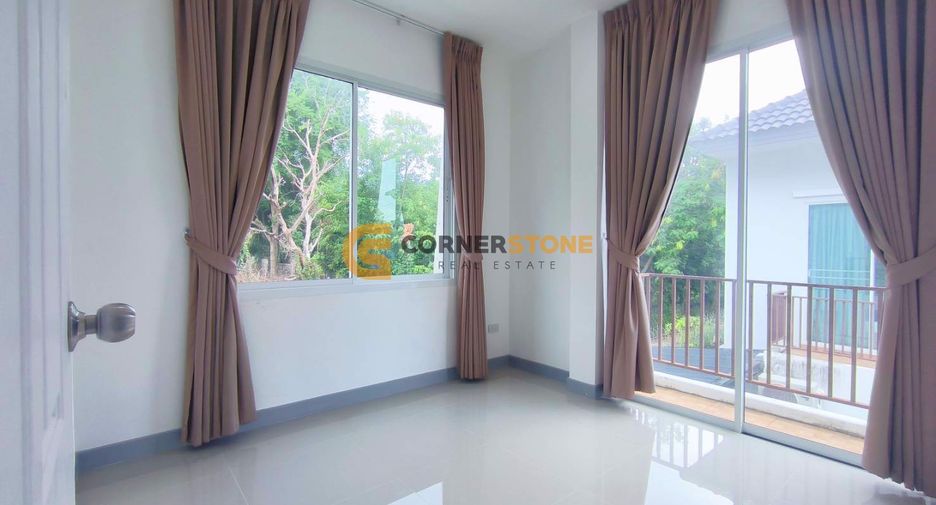 For rent and for sale 3 bedrooms house in Bang Lamung, Chonburi