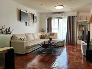 For sale 2 bed condo in Watthana, Bangkok