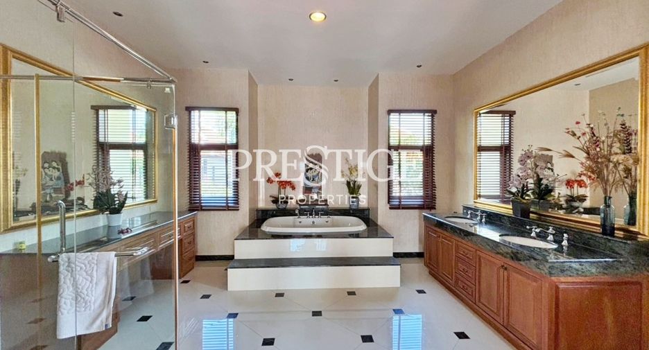 Casa en venta de 3 habitaciones en Sattahip, Chonburi