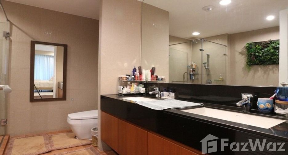 For sale 2 Beds condo in Pathum Wan, Bangkok